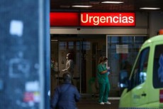 スペイン、医療従事者の新型コロナ感染高水準　全体の10％超