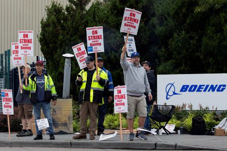 ボーイング、労組に30％賃上げなどの新提案　スト終結はまだ見通せず