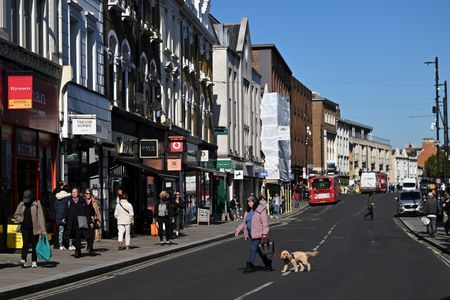 英ＧＤＰ、第3四半期確報は前期比横ばいに下方改定　政権に打撃