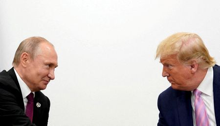 トランプ氏、プーチン氏と近く会談の意向　戦争終結望む