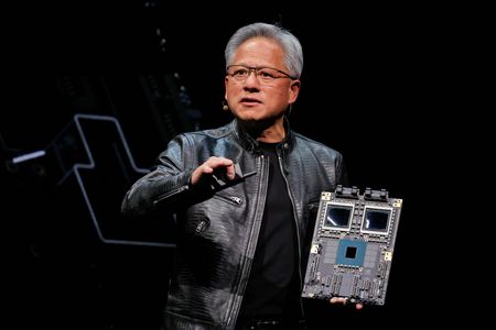 米エヌビディア、最新ＡＩ半導体の生産問題解消＝ＣＥＯ