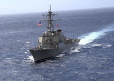 米軍艦が台湾海峡を通過、「通常任務」と説明　1カ月間で2度目