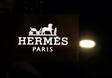 仏エルメス、第1四半期既存店売上高は‐7.7％　競合より小幅な減少