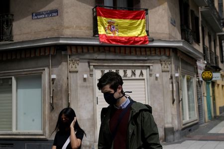 スペイン、一日の新型コロナ死者数が過去1カ月で最低