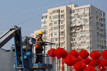 中国財政収入、24年は1.3％増　税収減で伸び鈍化