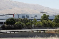 米テスラ、加州で電池生産施設を建設へ＝文書