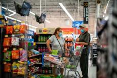 米個人消費、10月は0.5％増に鈍化　所得は0.7％減