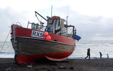 英漁業団体、ＥＵとの通商合意に落胆　「操業権の削減不十分」