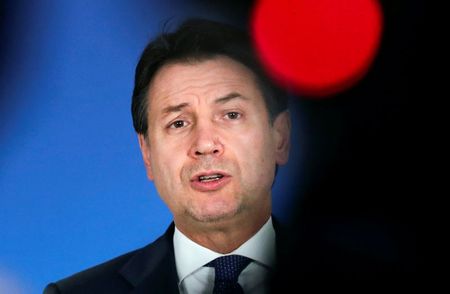 イタリアのコンテ首相、近く辞任し新政権樹立目指す＝地元紙