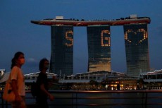 シンガポール、2020年ＧＤＰ見通しを再び下方修正