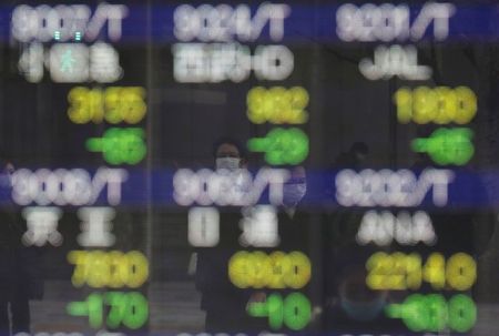 前場の日経平均は大幅反落、722円安　米長期金利上昇を警戒