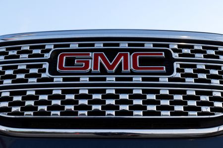 米ＧＭ、供給混乱で四半期40％減益　株価4％安　通期予想は維持