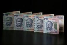 インド国債の新興国債指数組み入れ、南アなどから110億ドル流出か