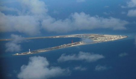 豪政府、中国の南シナ海領有権主張を否定　米国に同調