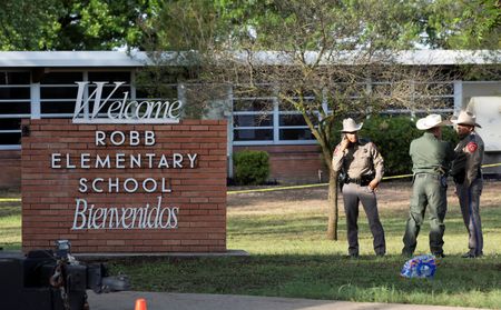 米小学校銃撃、4年生の教室で発生　バイデン氏週末に現地入りも