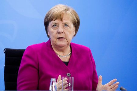 ドイツ首相、コロナ流行「始まったばかり」　地方の責任重大