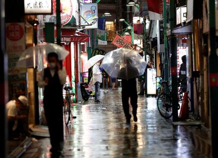 東京23区の飲食店などへの時短要請、9月15日まで延長＝小池知事