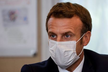 仏大統領、27日にテレビ演説　コロナ感染拡大で行動規制発表か