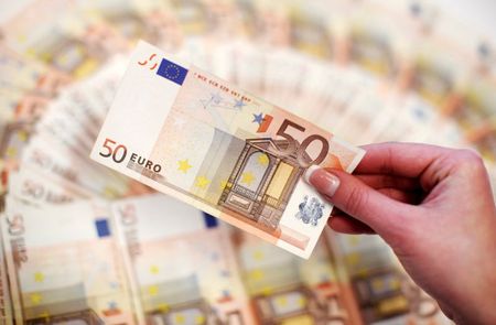 ユーロ圏企業向け融資、1月は2年ぶりの低い伸び　家計向けは加速
