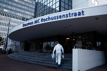 オランダの大学病院などで銃撃、3人死亡　学生を逮捕