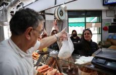 アングル：300％インフレのアルゼンチン、「主食」の牛肉も消費減る