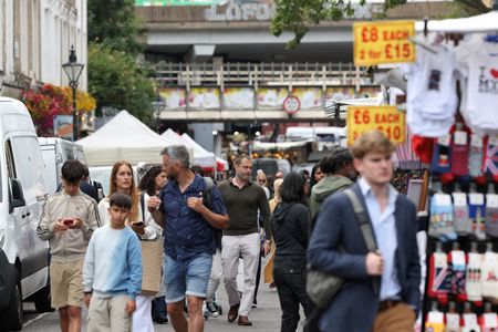 英人口、32年までに7250万人に増加の見通し　移民が底上げ＝統計局