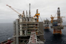 ノルウェー、6─12月に原油減産へ＝石油・エネルギー省