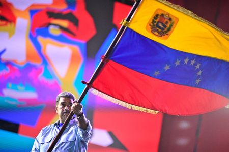 現職マドゥロ氏勝利と選管発表、出口調査に反し　ベネズエラ大統領選