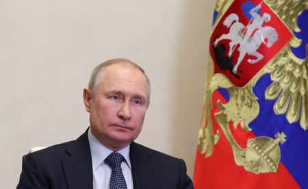 プーチン氏、6カ年経済計画表明　インフラ整備が柱　3月大統領選にらみ