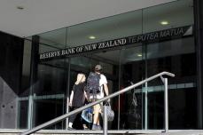 ＮＺ金利はなお制約的、中立水準に向け低下へ＝中銀高官