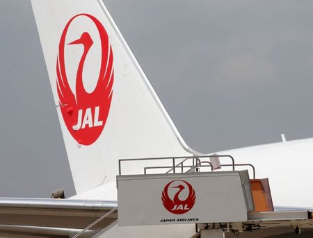 ＪＡＬ、余剰人員を外部に一時派遣・出向、最大約500人の日も