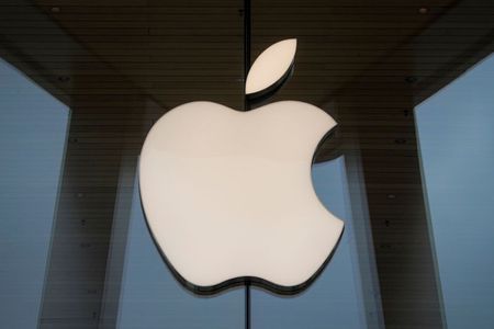 米アップル、仏20店舗中17店を一時閉鎖　ロックダウン再開で