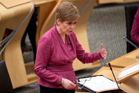 スコットランド首相、独立巡る住民投票が阻止されれば法的措置も
