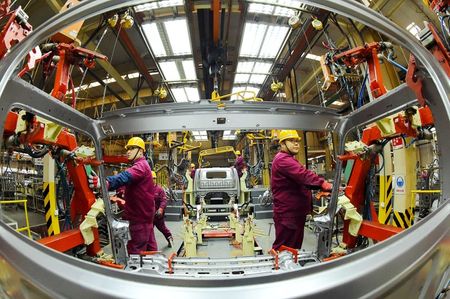 中国製造業ＰＭＩ、3月は予想外の50超え　新型コロナの影響持続へ