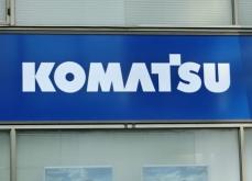 コマツの4ー12月期、営業益2.8％増　建機販売減も金融事業など下支え