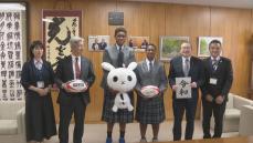 「日本女子代表が目標です」筑紫台高校のフィジー出身女子ラグビー２選手　太宰府市長を表敬