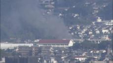 「住宅から火と煙が出ている」那珂川市の住宅街で火災　黒煙確認　けが人の情報はなし