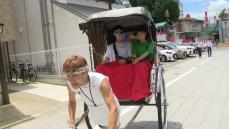 「猛暑で頭がクラクラしたことも」博多の街の観光人力車　スポーツドリンクや保冷剤で熱中症対策