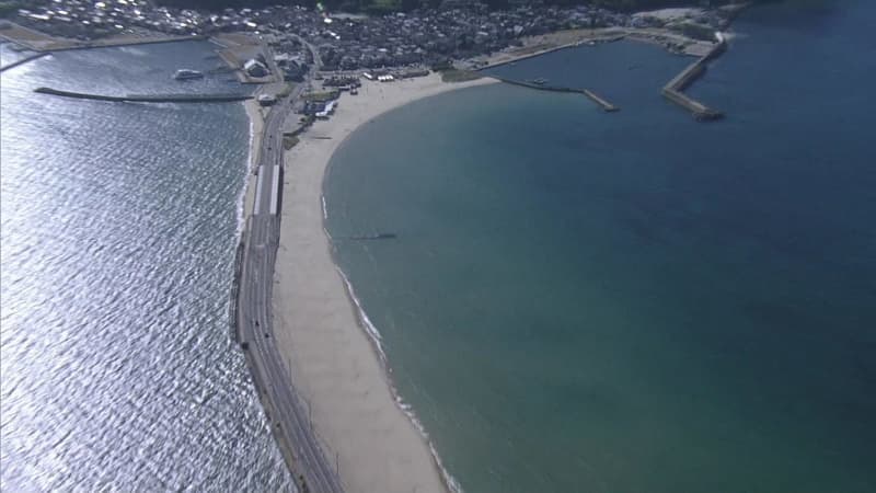 海水浴場で鳥型の浮き具から海に転落→沖に流され重体の４歳男児　治療続けられるも事故から約40日後に死亡　福岡市志賀島