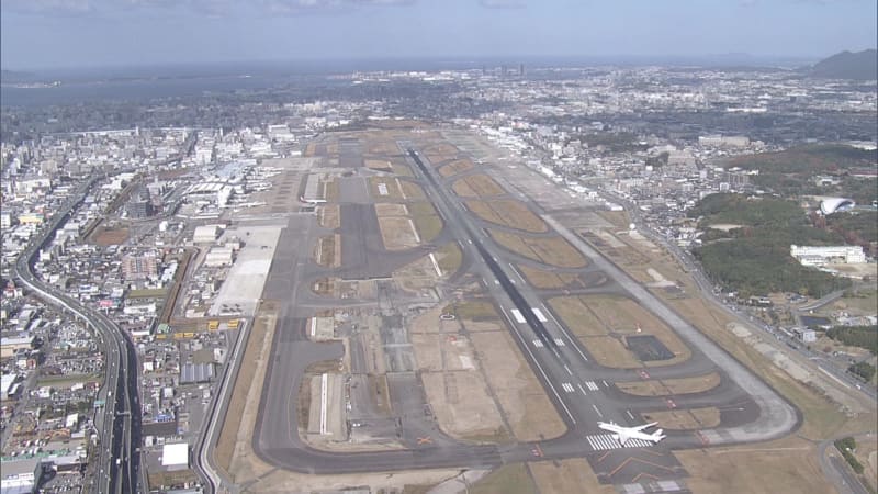 滑走路で不発弾爆発　「磁気探査」で福岡空港など４空港で再点検へ