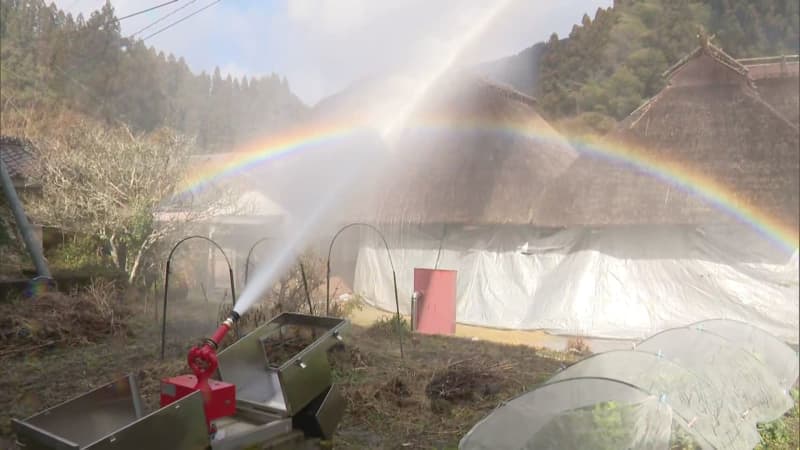 国指定重要文化財「平川家住宅」で防火訓練　江戸時代後期の茅葺住宅で地域住民が初期消火の手順を確認「防火意識を高めて」