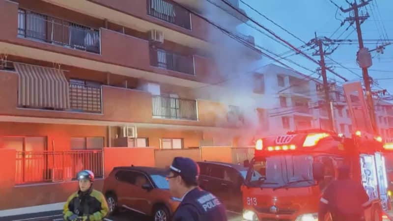 マンション1階の部屋を焼く火事　住人の男女２人が搬送　命に別状なし　北九州市小倉北区