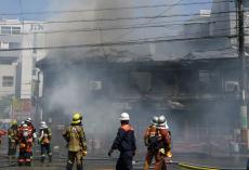 JR鶴橋駅近くの喫茶店で火災、70代女性がやけどの軽傷