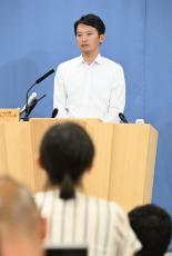 副知事に５回進言されても、続投に「迷いなし」パワハラ疑惑、斎藤知事の責任の果たし方