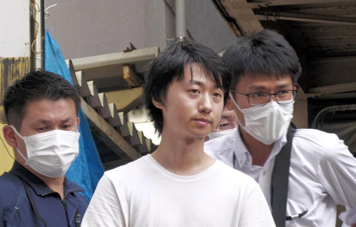 靖国神社の石柱落書き事件で中国籍の２９歳男を起訴　共謀の２人はすでに出国