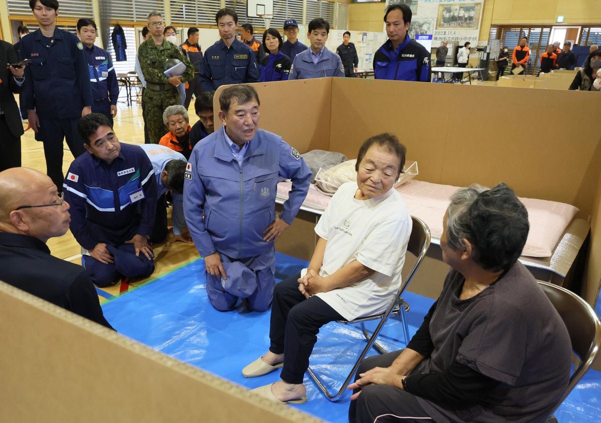 石破茂首相が能登の豪雨災害被災地を視察、「激甚災害」指定を表明　防災庁設置に意欲