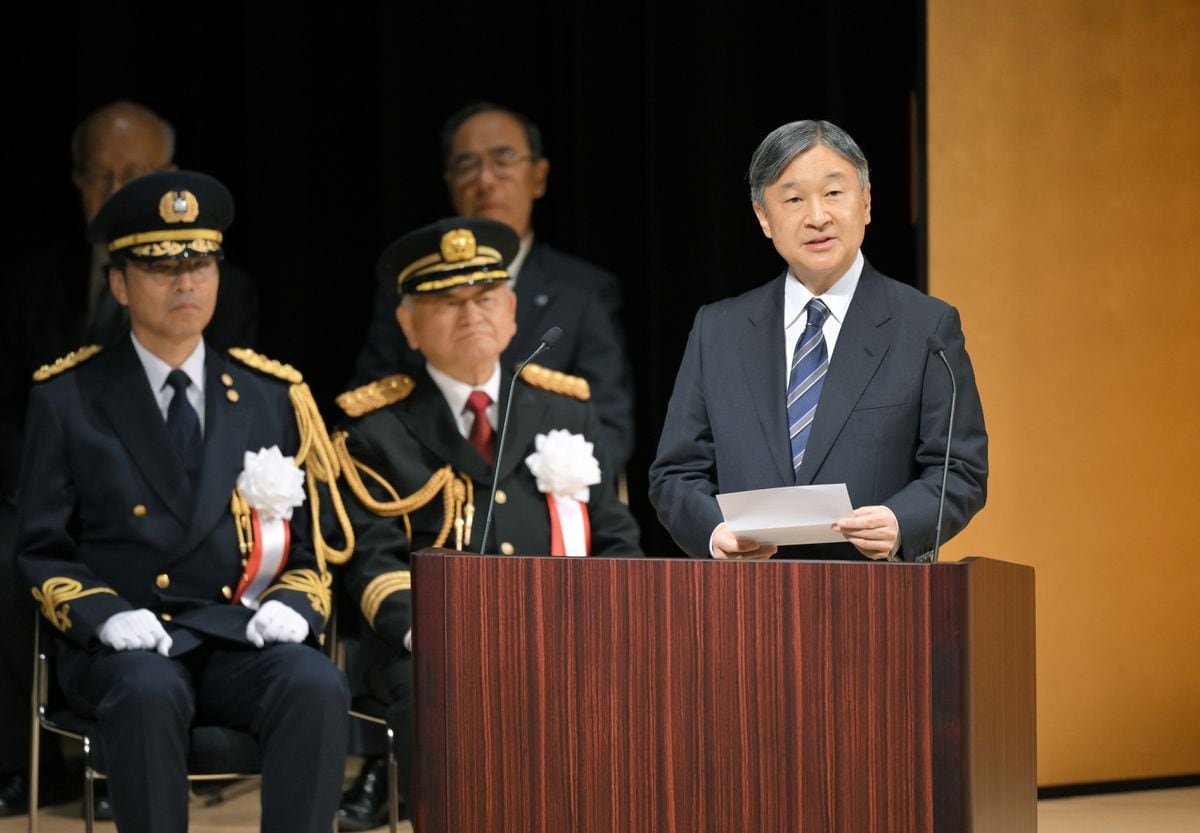 天皇陛下、能登半島地震など対応の消防関係者らねぎらわれる　自治体消防75周年