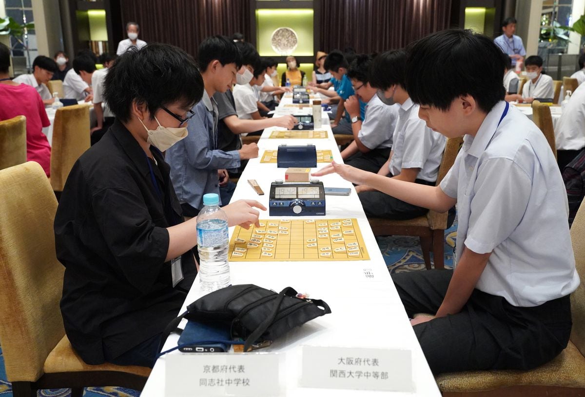 京都・城山台小、あと一歩で涙　小・中学校将棋団体戦