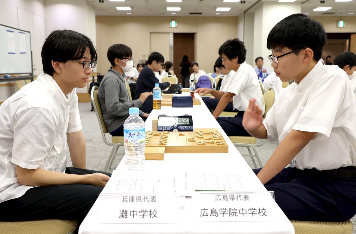 兵庫県代表の灘中が３位　「不本意。後輩は来年も全国で戦って」　小・中学校将棋団体戦決勝大会