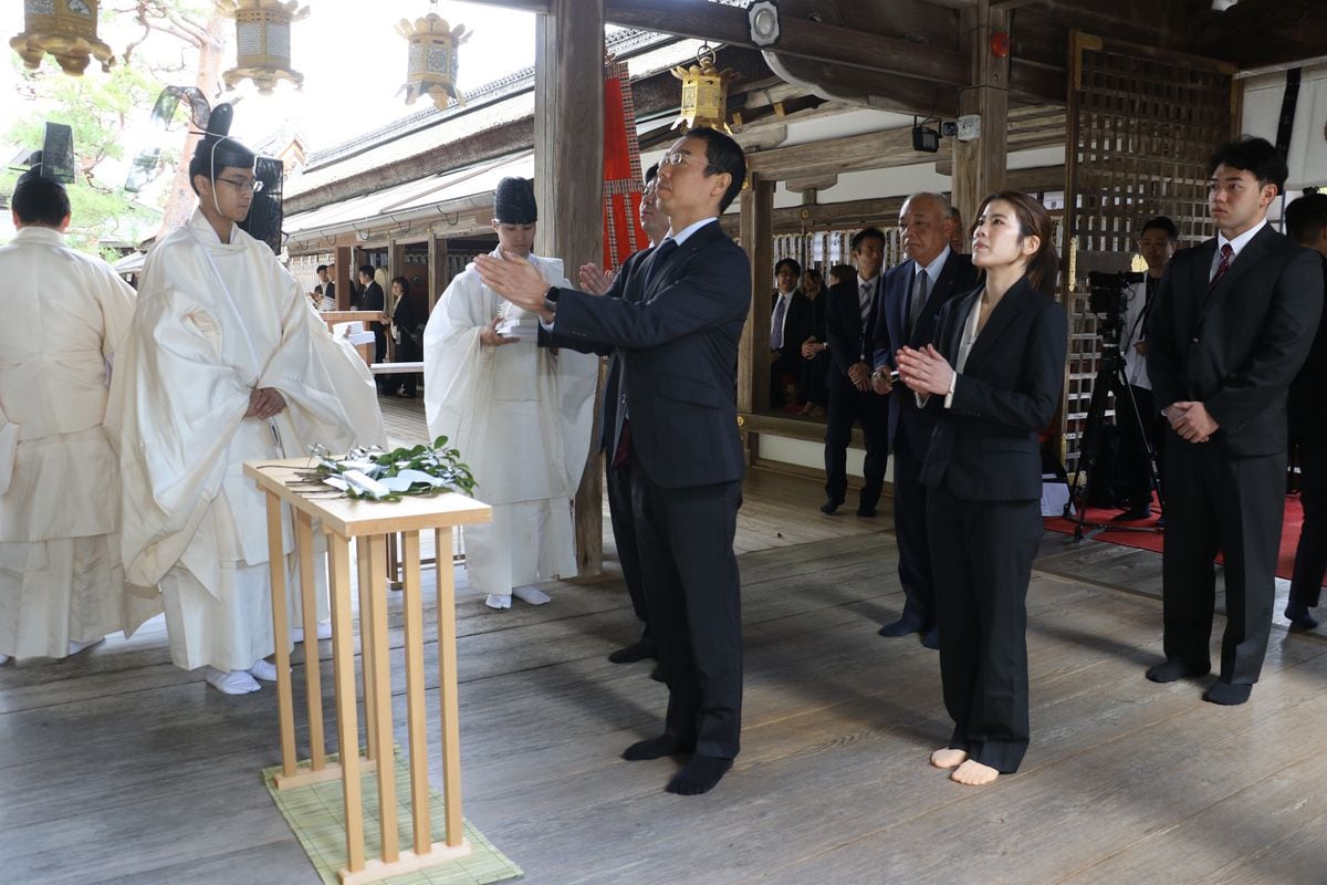 京都・松尾大社で酒造りの成功を祝う「上卯祭」 ユネスコ登録でも注目